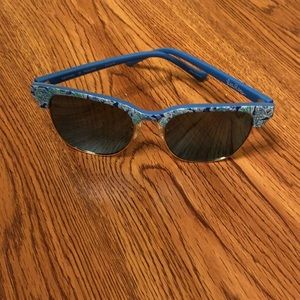 Lilly Pulitzer Meghan Sunglasses